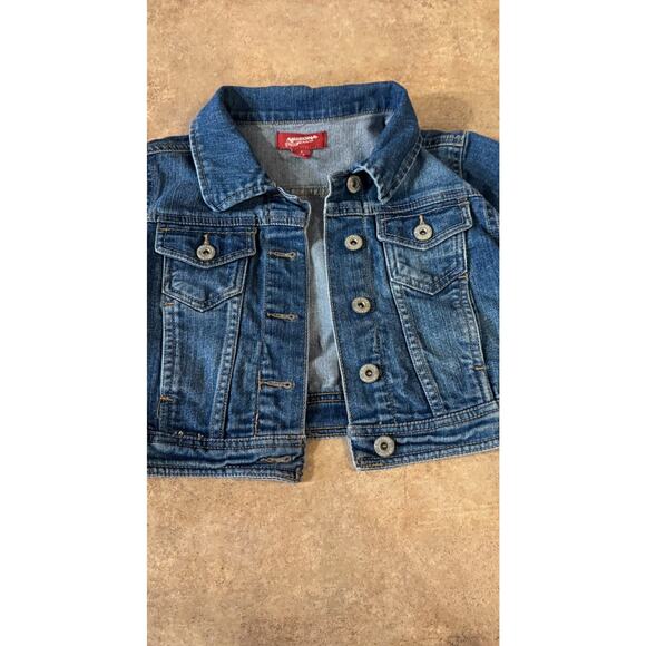 Arizona Classic Denim Jacket Girls Small 7/8 Button Up Medium Wash Timeless - Picture 8 of 8